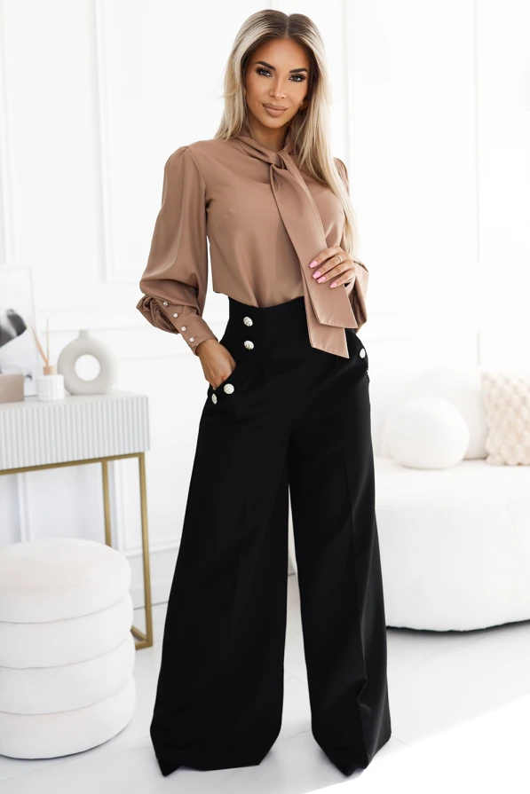 pantaloni ampi con tasche, vita alta